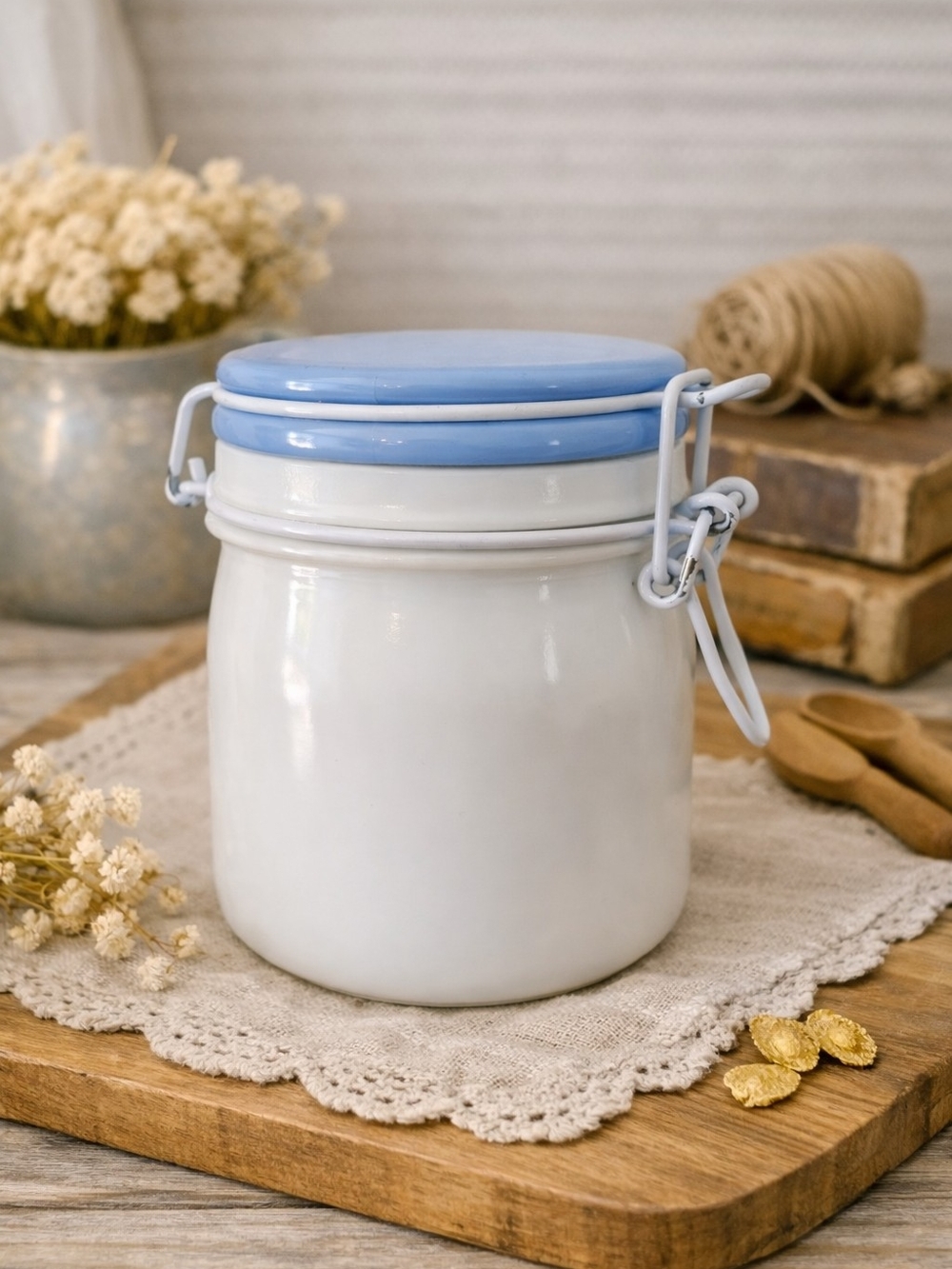 Vintage Italian Milk Glass Jar – ½ L GEME Deer Mark – Blue Lid – Farmhouse Kitch